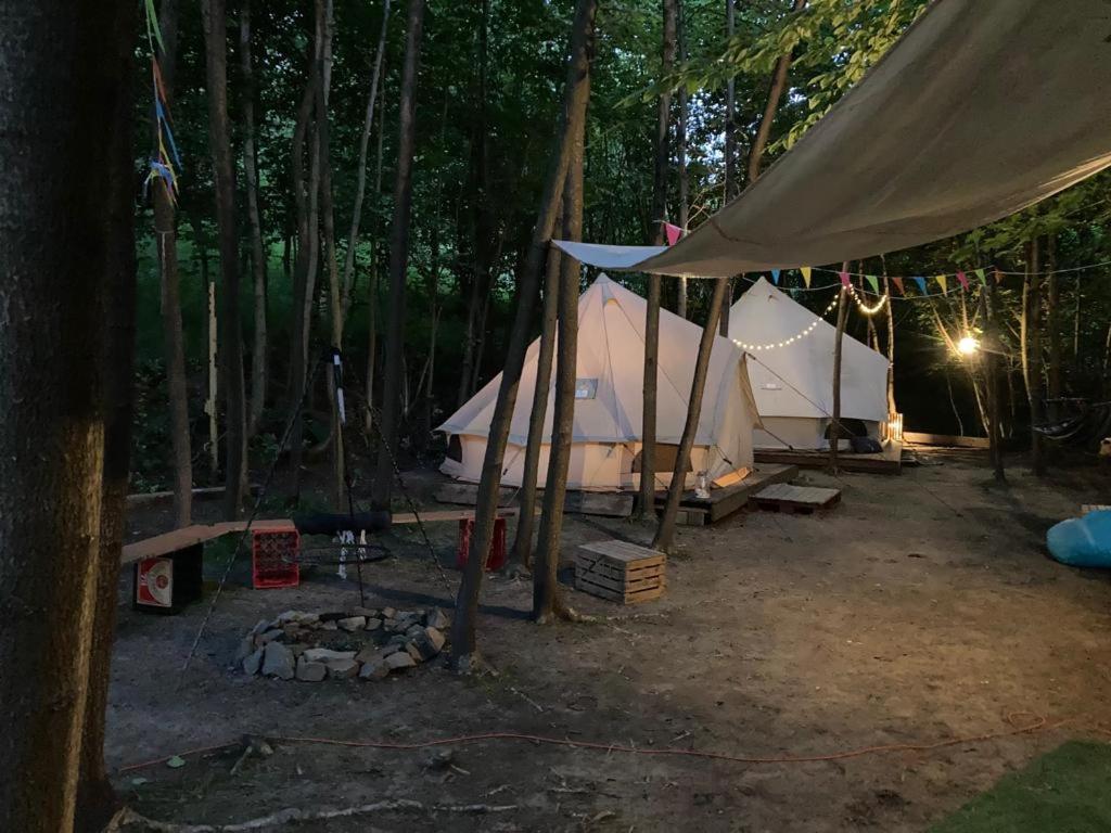 Отель Glampspace - Szlak Beskidzki Мендзыбродзе-Бяльске Экстерьер фото